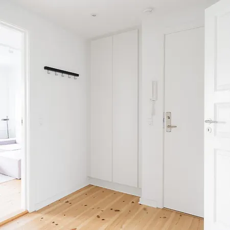 Apartment Refurbished 1-bed In